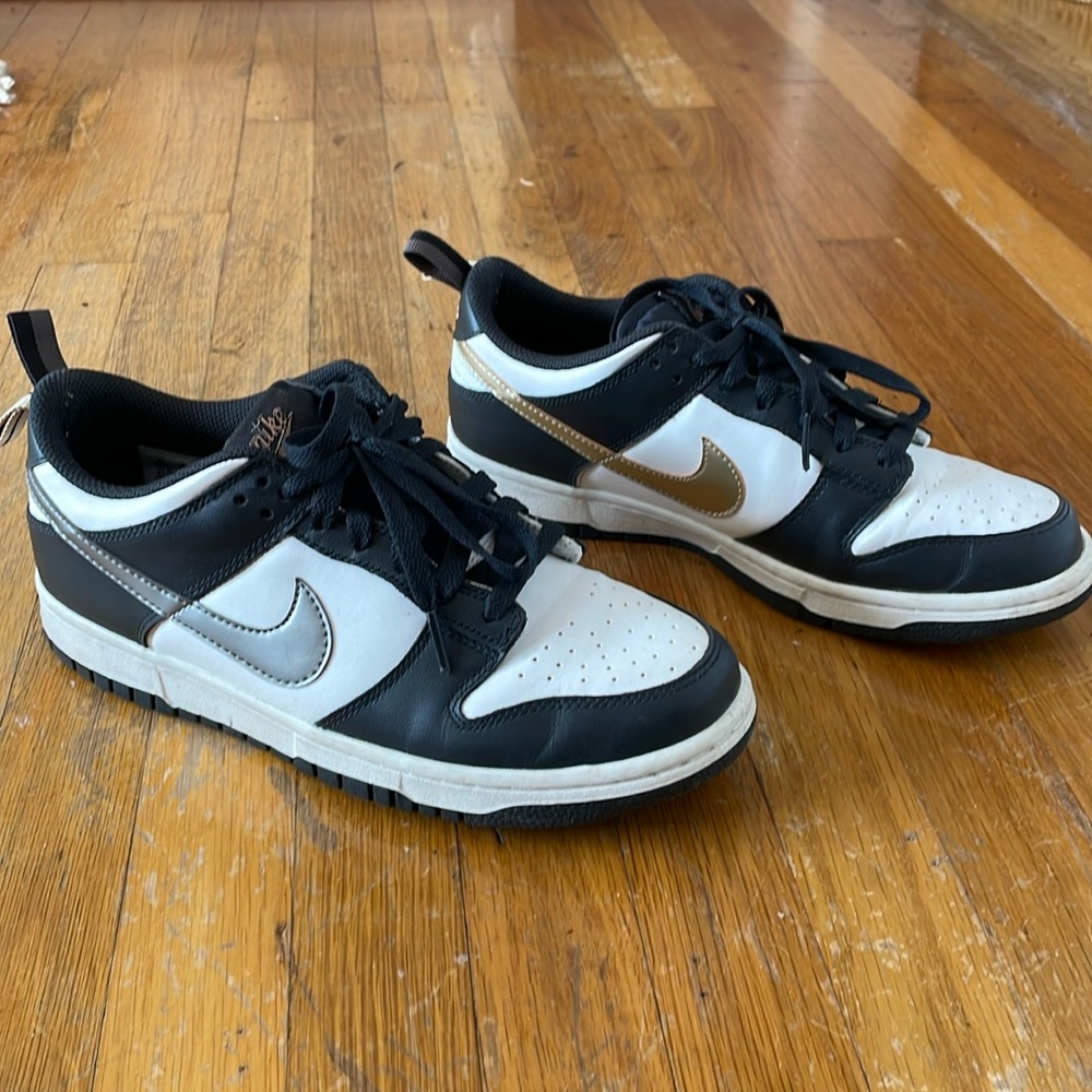 Nike Dunk Low SE